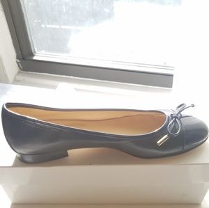 Navy cap-toe Italian leather ballet flats w/ bow